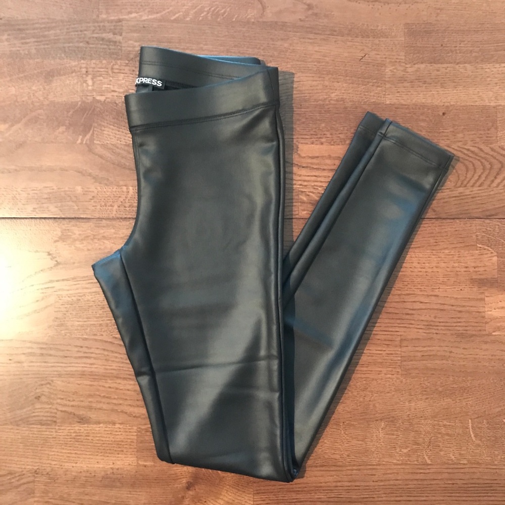 Express // Faux Leather Leggings // XS